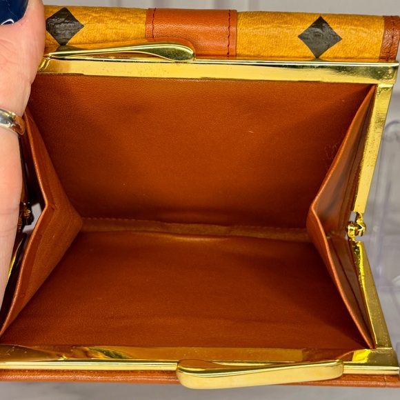 MCM Vintage Visetos Kisslock Wallet | Brown & Gold | Authentic - Picture 6 of 10
